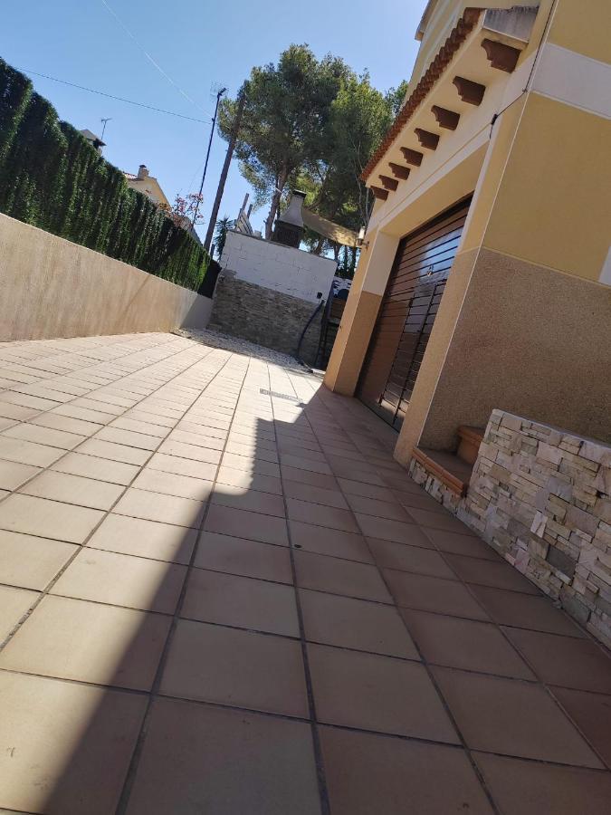 Villa Genis Calafell Esterno foto